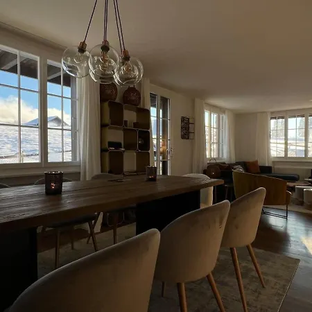 Semesterbostad Lovely 4 Bedroom Great For Saanenmöser