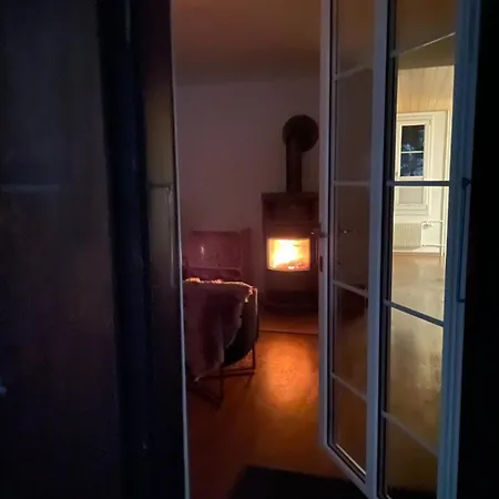 Lovely 4 Bedroom Great For