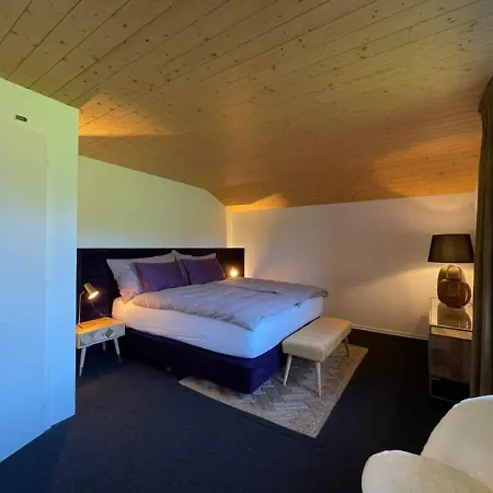 Lovely 4 Bedroom Great For Semesterbostad Saanenmöser