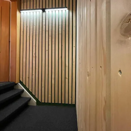 Lovely 4 Bedroom Great For Saanenmoser