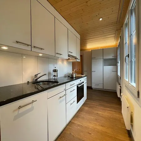 Holiday home Lovely 4 Bedroom Great For *