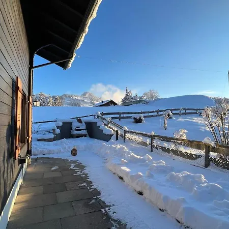 Lovely 4 Bedroom Great For Casa de Férias