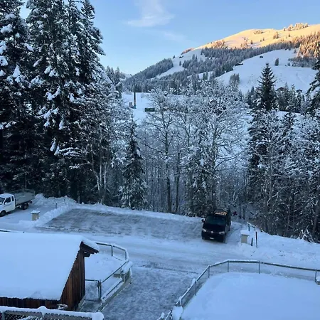 Casa de Férias Lovely 4 Bedroom Great For *