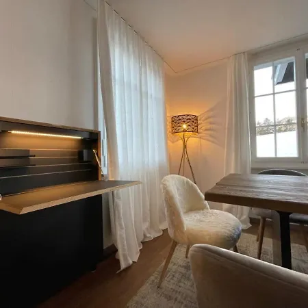 Lovely 4 Bedroom Great For Saanenmöser