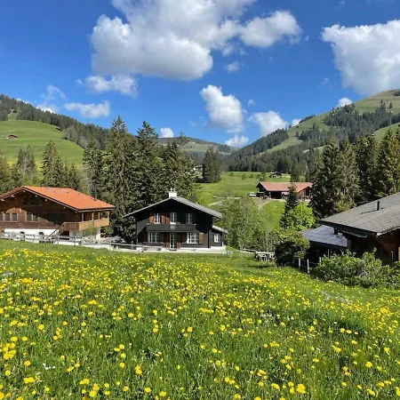 Lovely 4 Bedroom Great For Casa de Férias